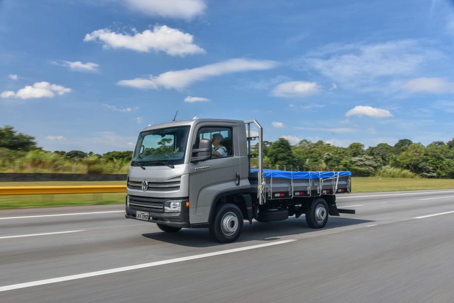  Volkswagen Delivery Express 2017 года  (фото 15 из 17)